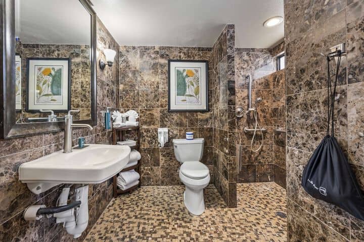 Bathroom shower